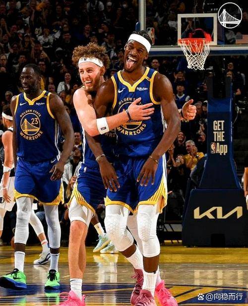 关于独行侠强势南韩男篮,库里爆发神勇的信息 关于独行侠强势南韩男篮,库里爆发神勇的信息