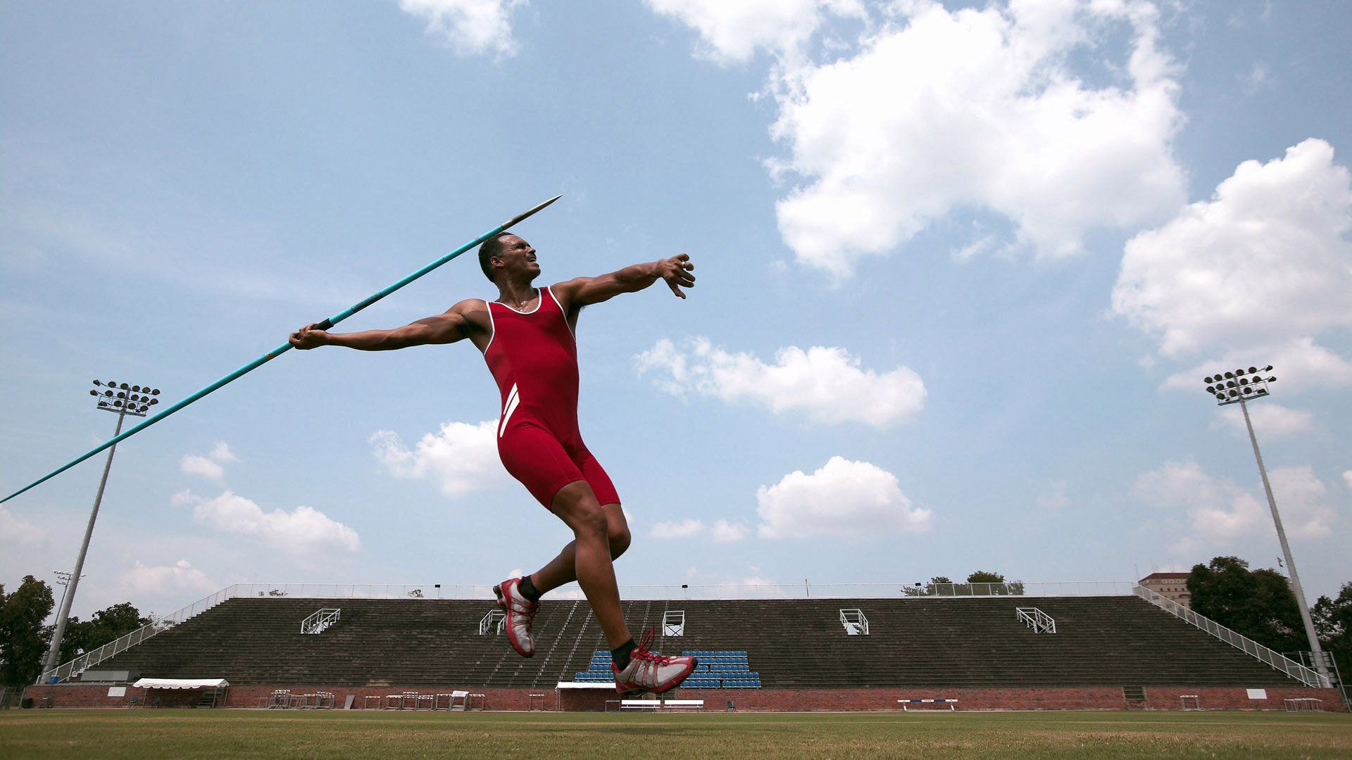 迪马利亚对阵里昂再现大师风范，旧神归位，解开胜利的优雅谜题
